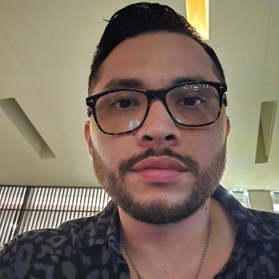 omarcetina05's profile picture. 