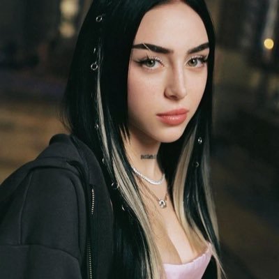 almaxnicki's profile picture. fan de @nicki_nicole19