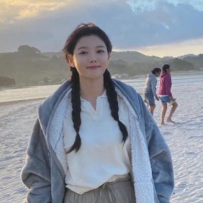 stuadies's profile picture. BA / CA ✨ Soon to be~