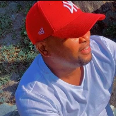 Aspiring Social Entreprenuer -
Zakhele Relations Pty (Ltd)
Devoted student of Life
