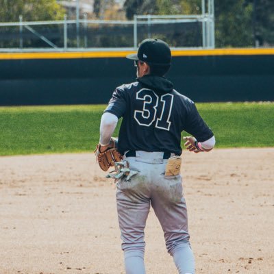 Newbury Park CA‘26 | INF | Isaiah 60:22 | GPA 3.6 | @Sandlot805 - @SoCalGiants - @NpBase