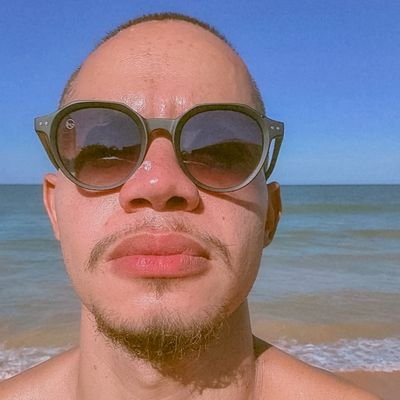 rodriggocao's profile picture. tentando entender o que se passa aqui...