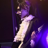 ˚✧˳∔†⁎𖤐⁎†∔˳✧༚ (@boneznveils) 's Twitter Profile
