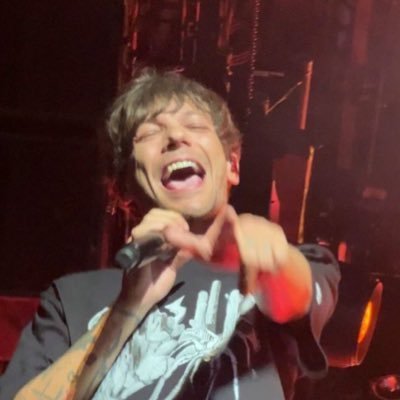 Cuenta oficial para promocionar la carrera de Louis Tomlinson, Cuenta para difundir eventos, fanproyects entre otras, siguenos para seguir informándote ! 🌟❤️