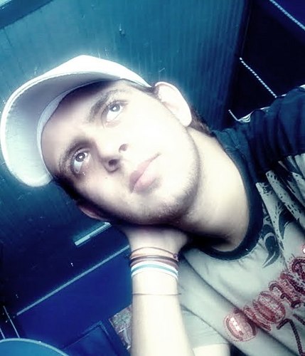 Ame oque vc tem, Antes que a vida lhe ensine a amar oque vc tinha =)