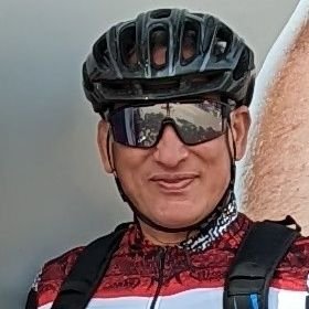 Cycling fanatic.
Registered and Insured Acupuncturist.
TCM / YNSA / Micro systems.
Medical Biomagnetism.
CEO of Healing Needle Ltd