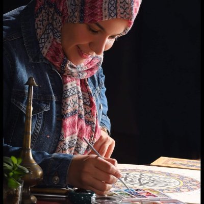 a_s_fatimah's profile picture. fatimah saad abdulateef 
فاطمة سعد عبد اللطيف
باحثة في الفنون الإسلامية و تاريخها 
Researcher in Islamic Arts and History
 من العراق