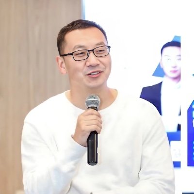 Crypto OG, Investor of MovieX, Tai-chi ☯️ enthusiasts