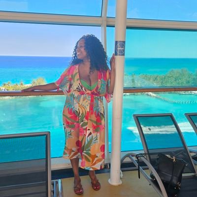 shalanda88's profile picture. Awkward Black Girl Instagram: shalanda1988