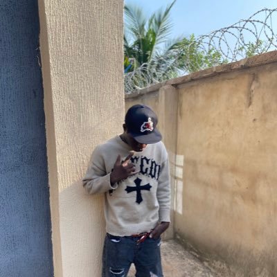 maazi_moonlight's profile picture. SXJCENZA