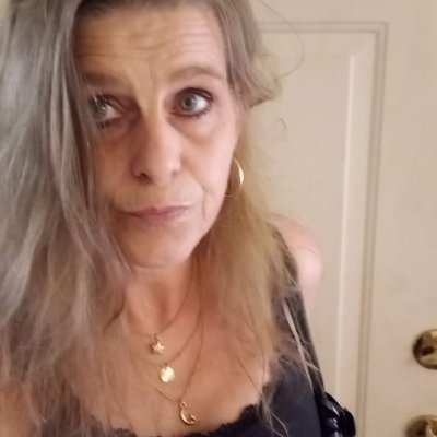 LoriMahoney19 Profile Picture