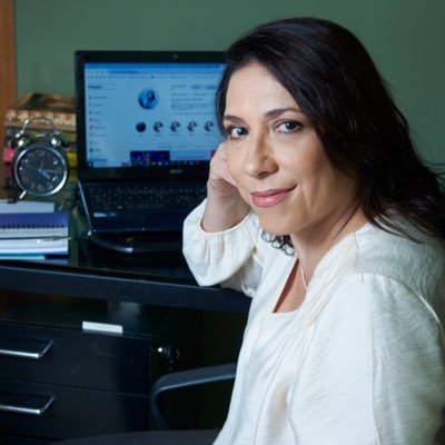 EspacoPsi's profile picture. Psicóloga clínica, morando no Hell de Janeiro e atendendo no mundo.