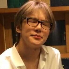 hiimmmzz's profile picture. 언제나 행복으로 가득 차 주세요