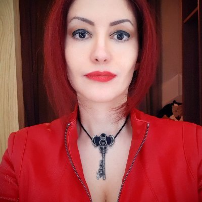 Author of #Wisteraverse High #Fantasy novels,
Informatics Ph.D. & Scientist,
Cat butler,
🖤
Polyglot | Neurodivergent | She/They
https://t.co/O5BWmnf0lX