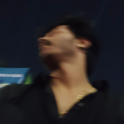 rghvv_'s profile picture. 