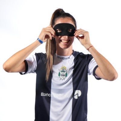 Futbolista Profesional @femeninocge |📍La Plata, Buenos Aires 🇦🇷