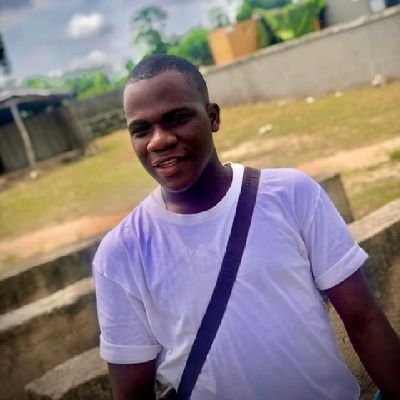 Odunmbakuoluwa7's profile picture. cool headed guy