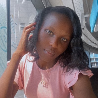 CatecathyT's profile picture. 