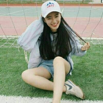 karasuno89830's profile picture. 人は、外では、孤独ですが、孤独の喜びも持っています。