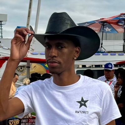 25 | ΑΦΑ | pvamu alumnus | gemini | GOD fearing
