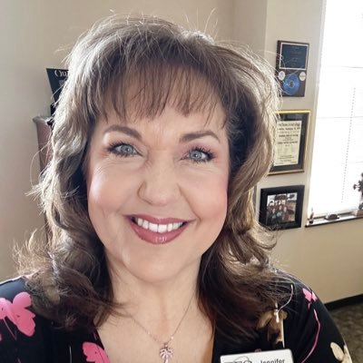 Oklahoma mother, sister, friend & co-op communicator with a passion for singing, gardening, swimming & living the life God intends for me.