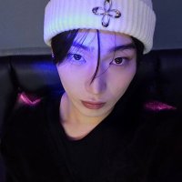 nana tá na @ifvantaegi (@snoohrt) 's Twitter Profile
