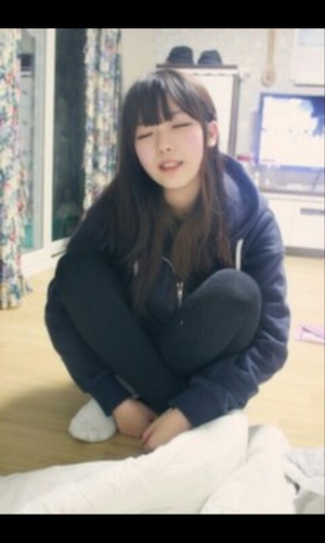 내끄 나와라♥/14녀 뷰티입니다!저 쉽게 다가올수있는 뷰티니까 다른 팬덤분도 컴온!컴온!다가와주세요^^