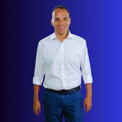 Juan Alberto Moreno.
Analista Político. Especialista en Comunicación Online. Empresario Educativo.