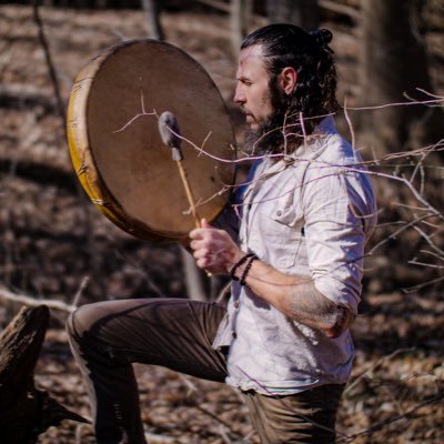 Mindfulness coaching | Psychedelic Integration @wake_network š - Hockey pod @nastyknuckles | Former NHL enforcer