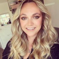 Elizabeth Worth (@eaworth1) 's Twitter Profile
