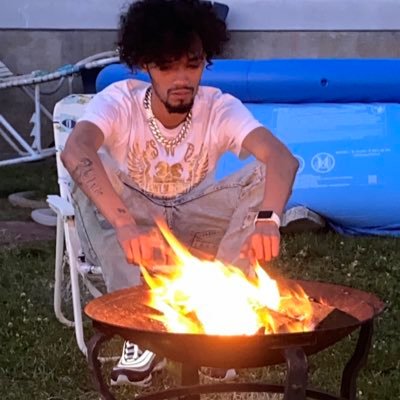 NiteNite1995's profile picture. 