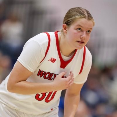 Club: GRIT 16u Chaparral High School varsity basketball | G | c/o 2027 |4.0 GPA | 15 years old |