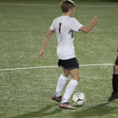 | Berlin 2025 Varsity Soccer & Basketball | Berkshire Ajax Soccer Club | Center Attacking Mid | loganhealy3@icloud.com |  3.7 GPA |