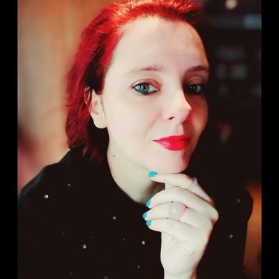 DritaEsadi2's profile picture. Nazi Hunter, academic, writer, polyglot @avlaremoz