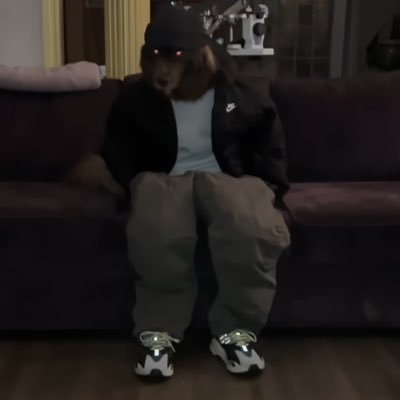 vshtrey's profile picture. 