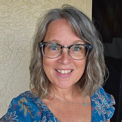 StarspinDreamer's profile picture. Mom❤~Christian🙏~Vegan🌱~🇨🇦
✌❤🎶