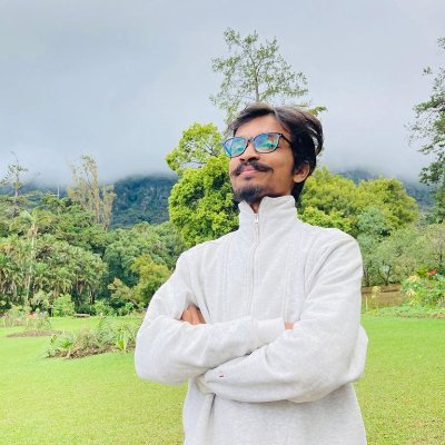 PramudaLiyanage's profile picture. Engineer 👩‍💻 | Linux🐧 | Reader📚 | Techical Writer📰 | Physics 🔭📡