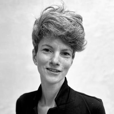 TerezaApkov's profile picture. Běžím, dokud se nesměju...a u toho fotím. Taky píšu.