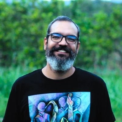 Periodista y escritor. Mi podcast: Nivel-C. Fundador de @revenueproject. Head of Growth de @primerabaserh. #PeopleAreAwesome. Into agtech, hrtech and SaaS.