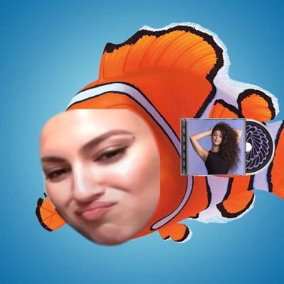 the OFFICIAL Hiding Toraay Yes, I make the nemo kelly memes ✨MEETING TORI 6-2-24💿