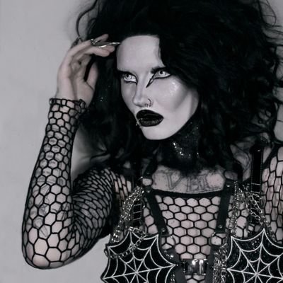 BVBArmy Hearts To Hearts Co-host. Walking advertisement for Black Veil Brides. Published model. Horror fanatic. Sphynx mom. Married.