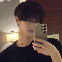 chi (@wonfrvr) 's Twitter Profile