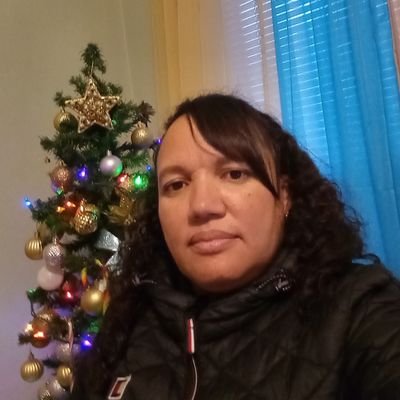 ElisGuzman81626 Profile Picture