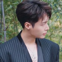 yixing archive 🔮(@xingprnt) 's Twitter Profile Photo