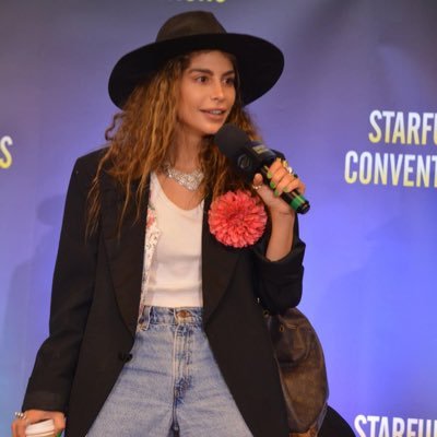 Fan page for Nadia Hilker! My name is Arianna Smith and I’m a huge fan of Nadia Hilker and been a fan since September 2022