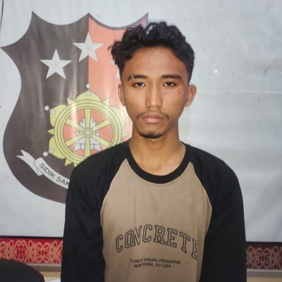 riawijaya2004's profile picture. 