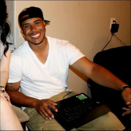 RhymeandReazon's profile picture. 