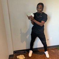 Zy (@unknxwn_dv0n) 's Twitter Profile Photo