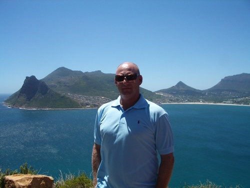 Customs consultant residing in Luanda, Gothenburg and Cape Town with a passion for Oakland A´s, NY Rangers, Arsenal and Rock´n´Roll