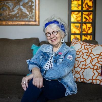 Wife👩, Mother 👩🍼, Grand mother 👵, Christian 🤲, Married 👰♀, 🇺🇸.